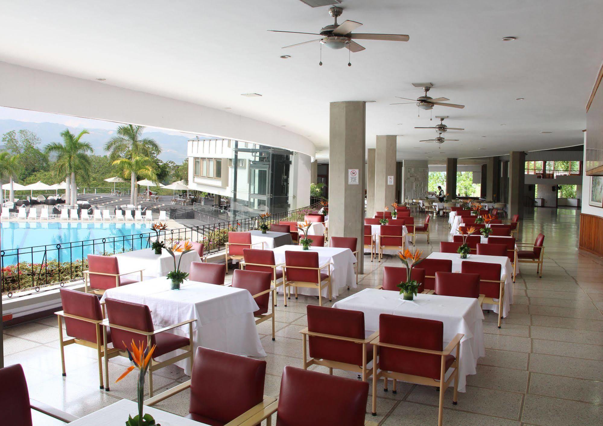 Отель Club Campestre De Bucaramanga Флоридабланка Экстерьер фото